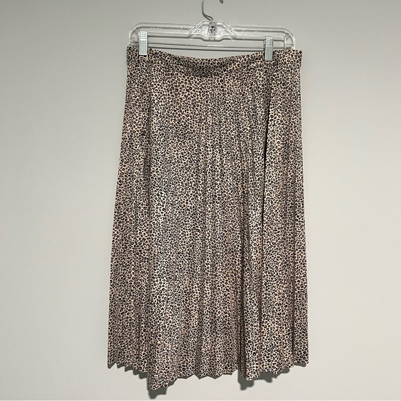 Ann Taylor Animal Print Leopard Pleated A Line MIDI Skirt Size 6 - Picture 4 of 6